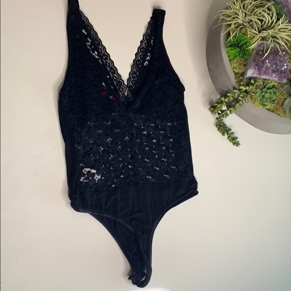 Lace Guess Los Angeles Red Tab Black Lace Bodysuit women’s xs - Picture 5 of 8